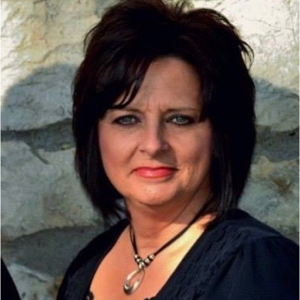 Meet your Posher, Linda